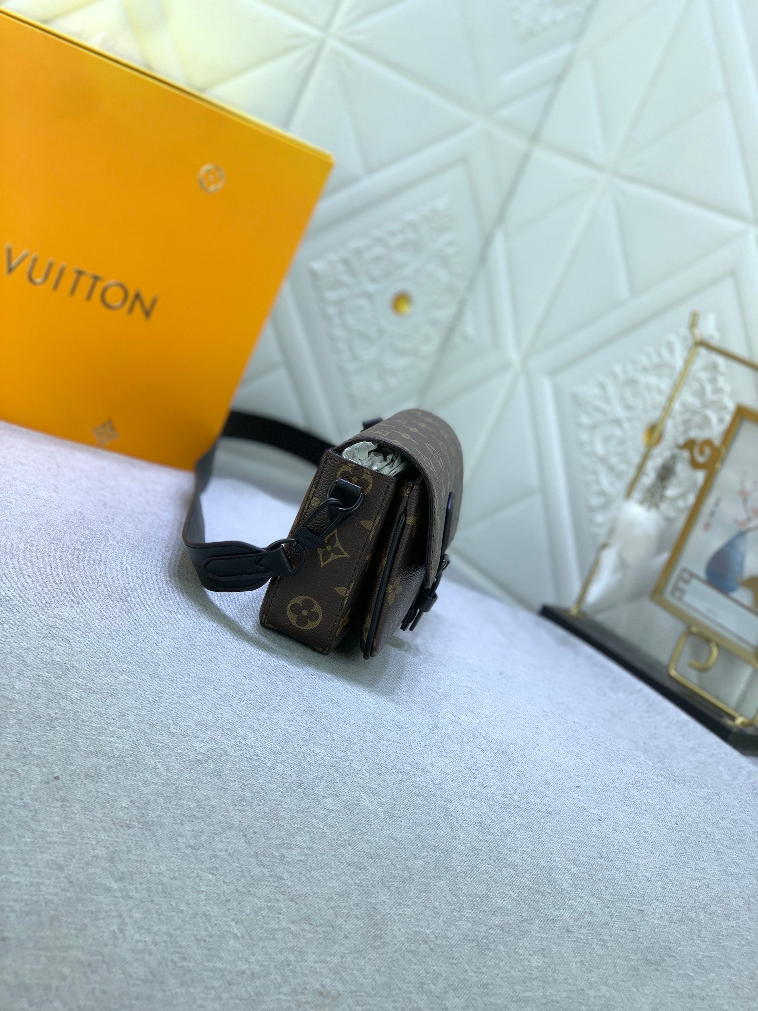 2XE465B Popular   leather bag