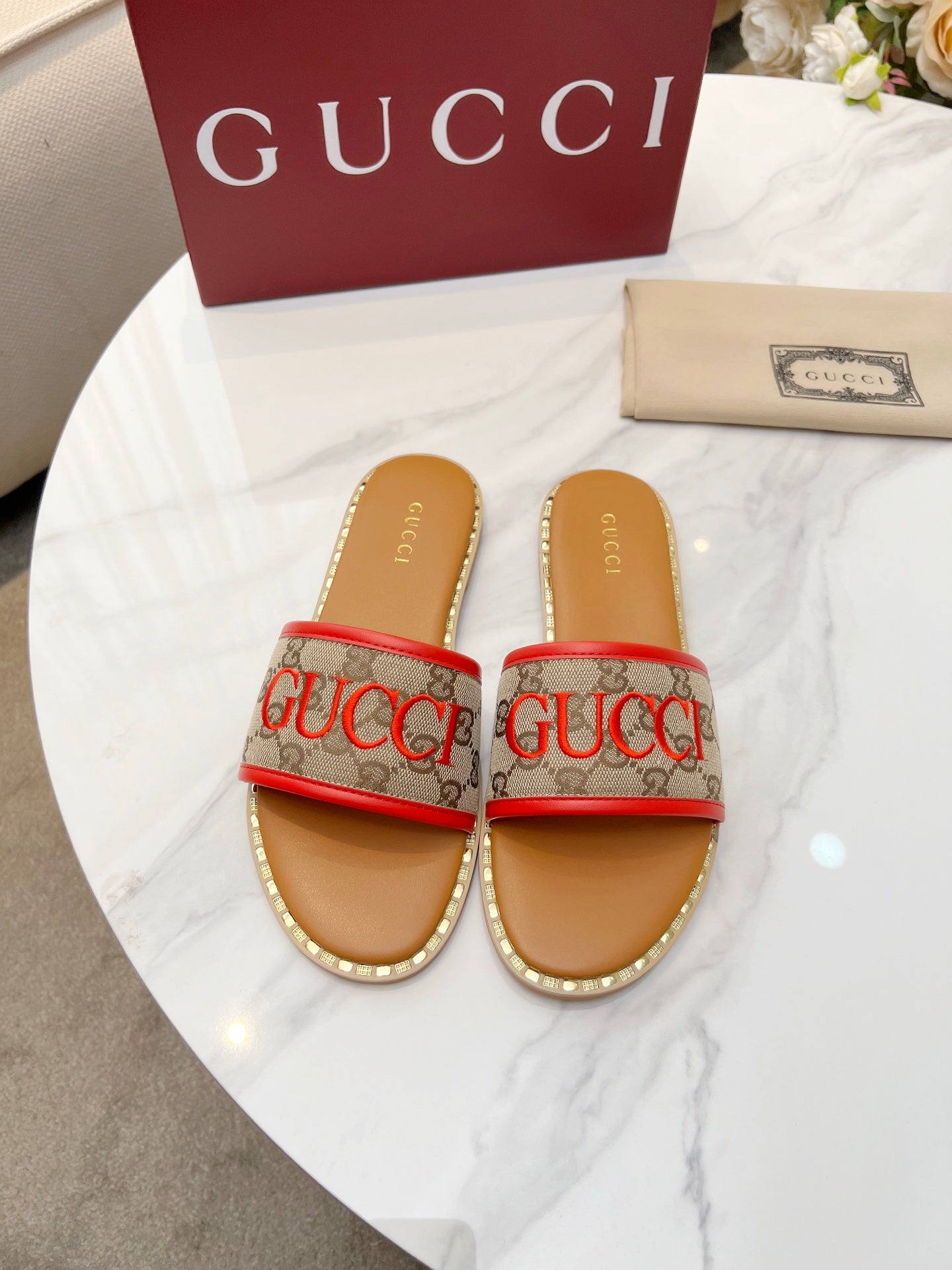 255QB29Z Popular Slippers