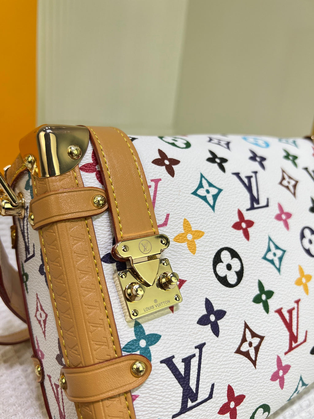 155NE18B Popular    leather bag
