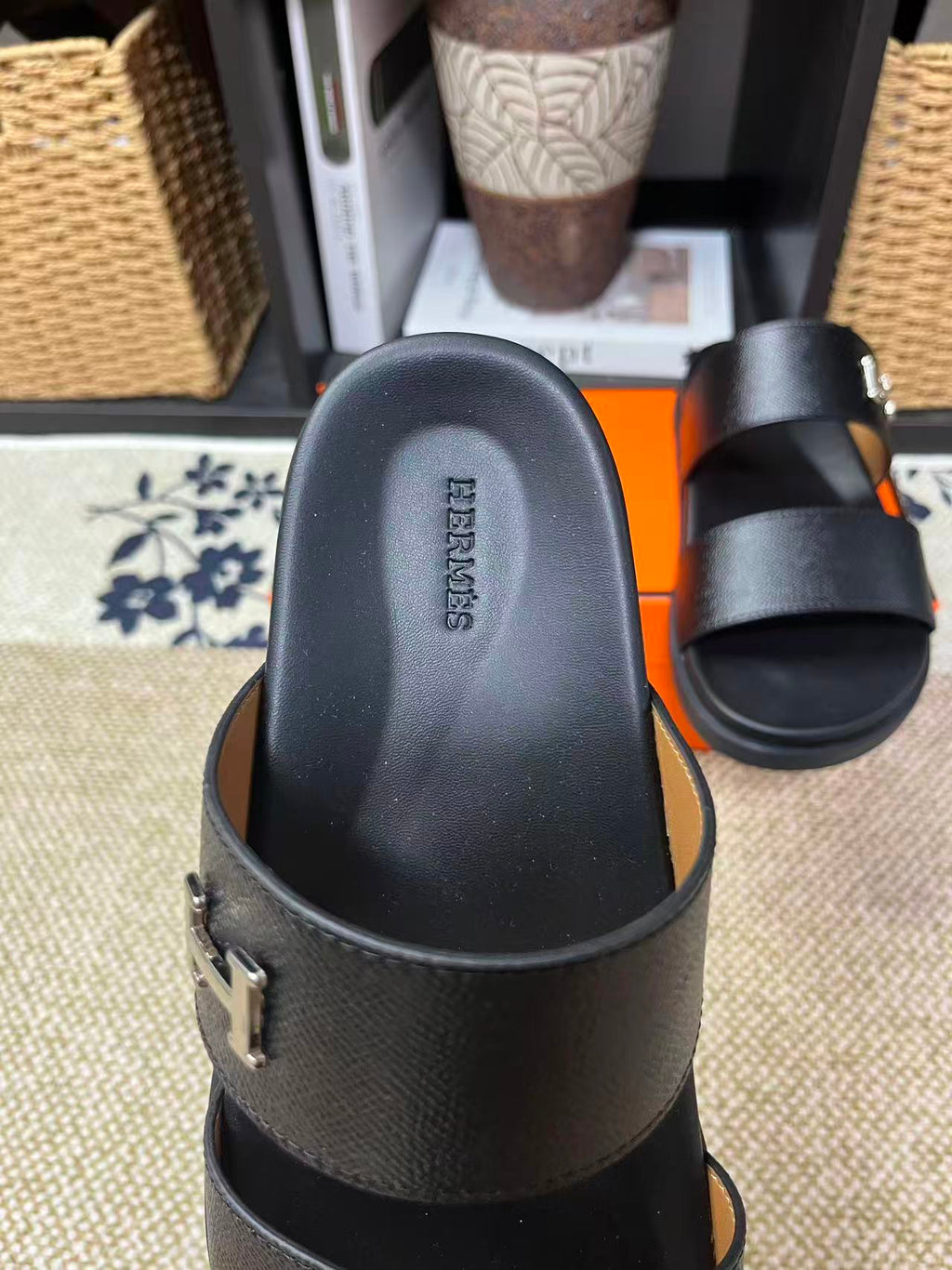 Z2P36H21 Popular high-quality leather Shoes