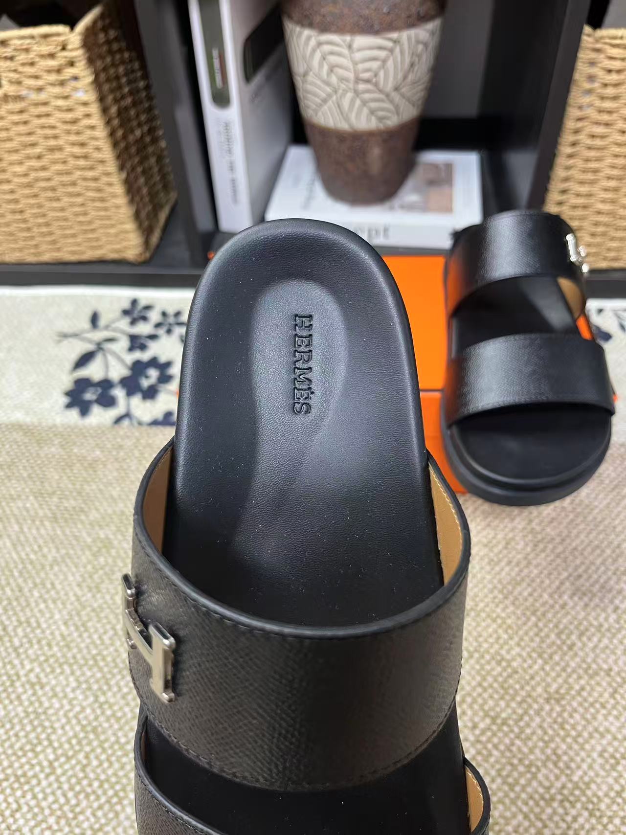 Z2P36H21 Popular high-quality leather Shoes