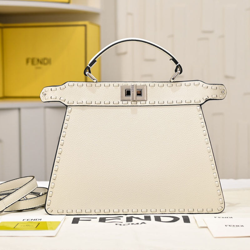 15RF137B Popular leather bag