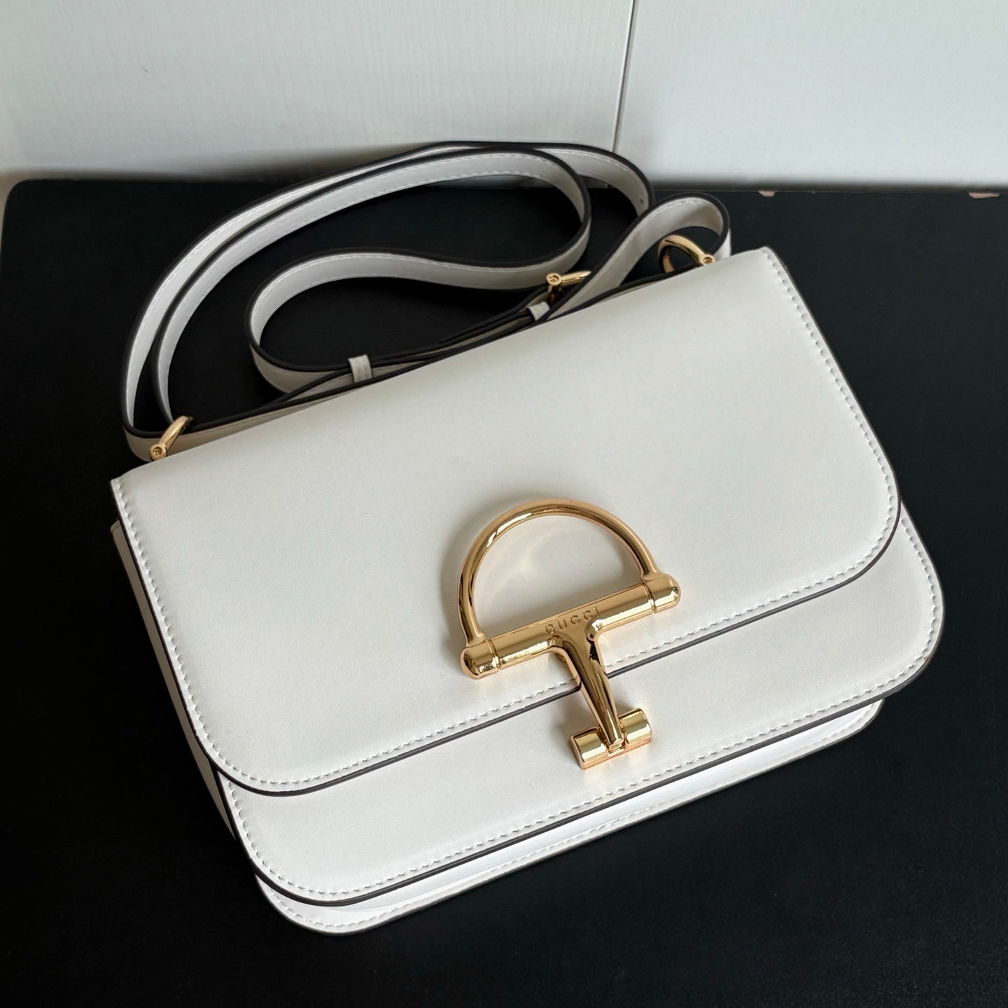 136PB110B Popular leather bag