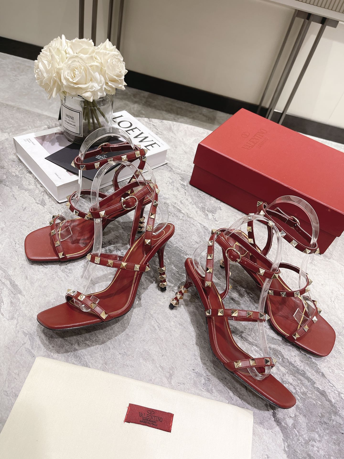 255QVL56Z Popular  leather High heels