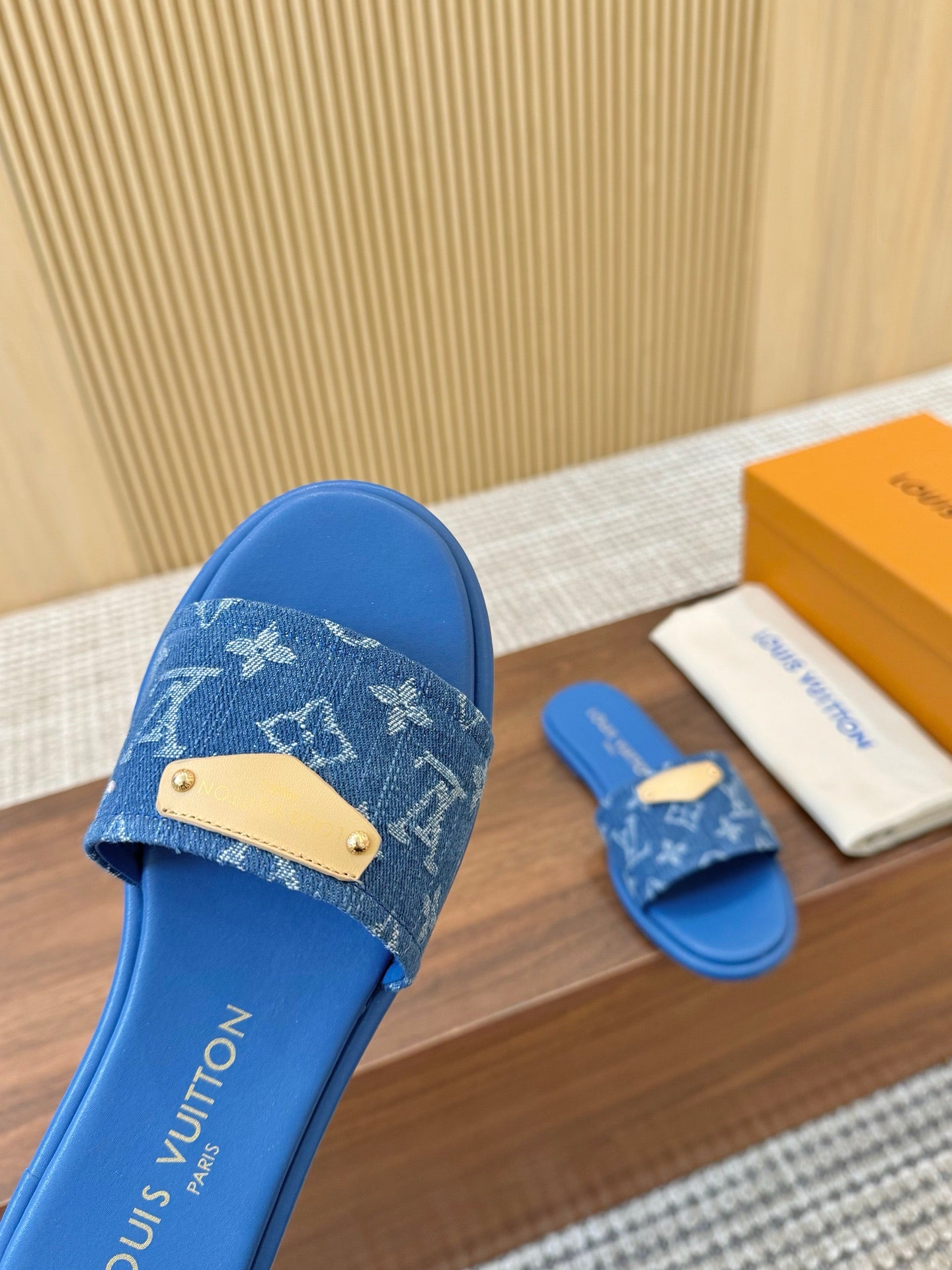 245RE3Z Popular high-quality shoes