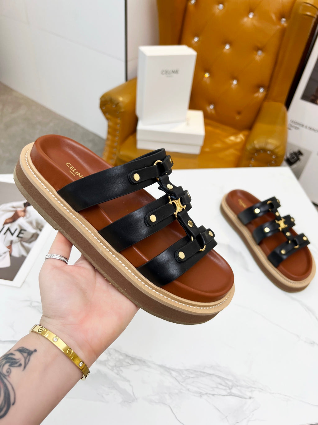 245RN1Z Popular leather shoes 