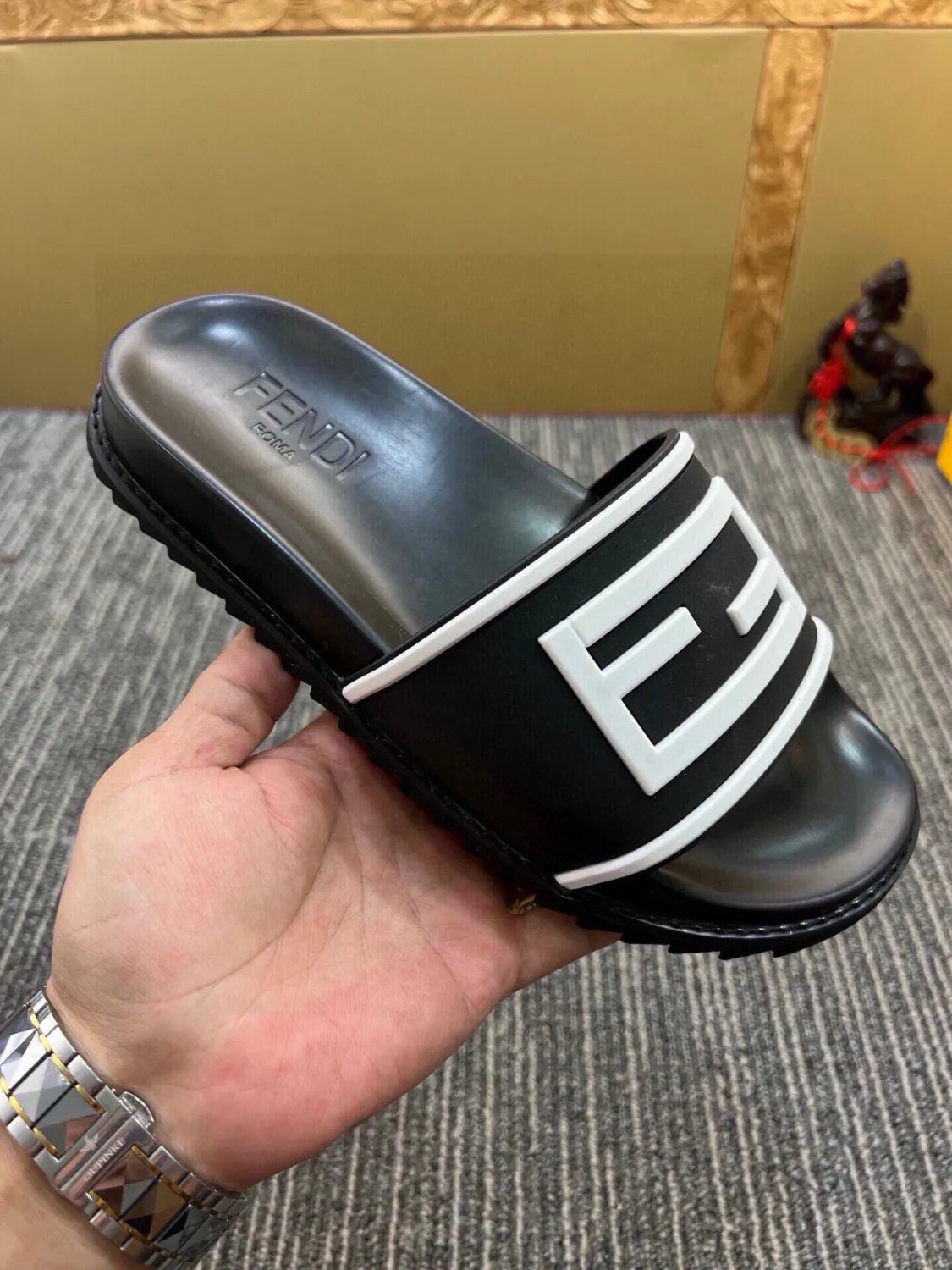 535ZF286Z Popular Slippers