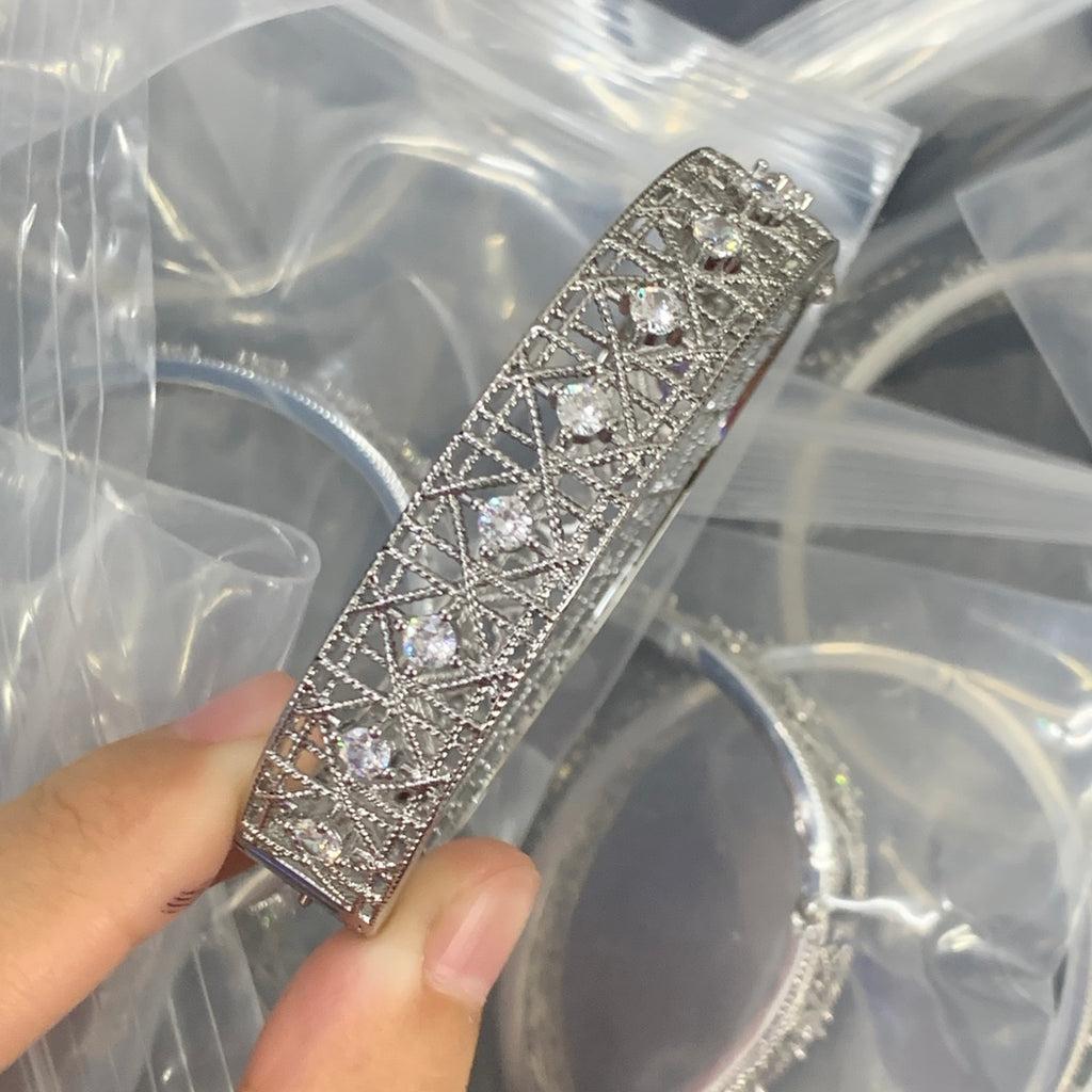 14E1016K  Popular Bracelets