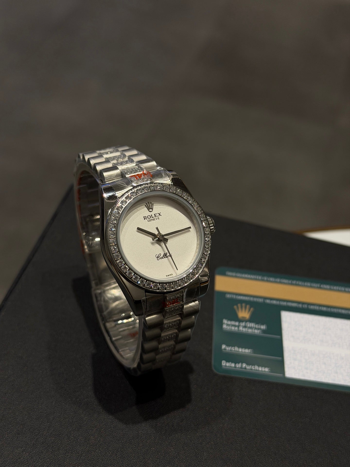 136RL24L Popular Watches