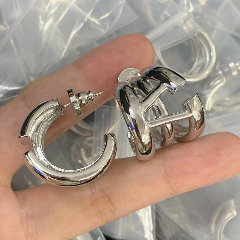 84VL21E Popular  Earrings