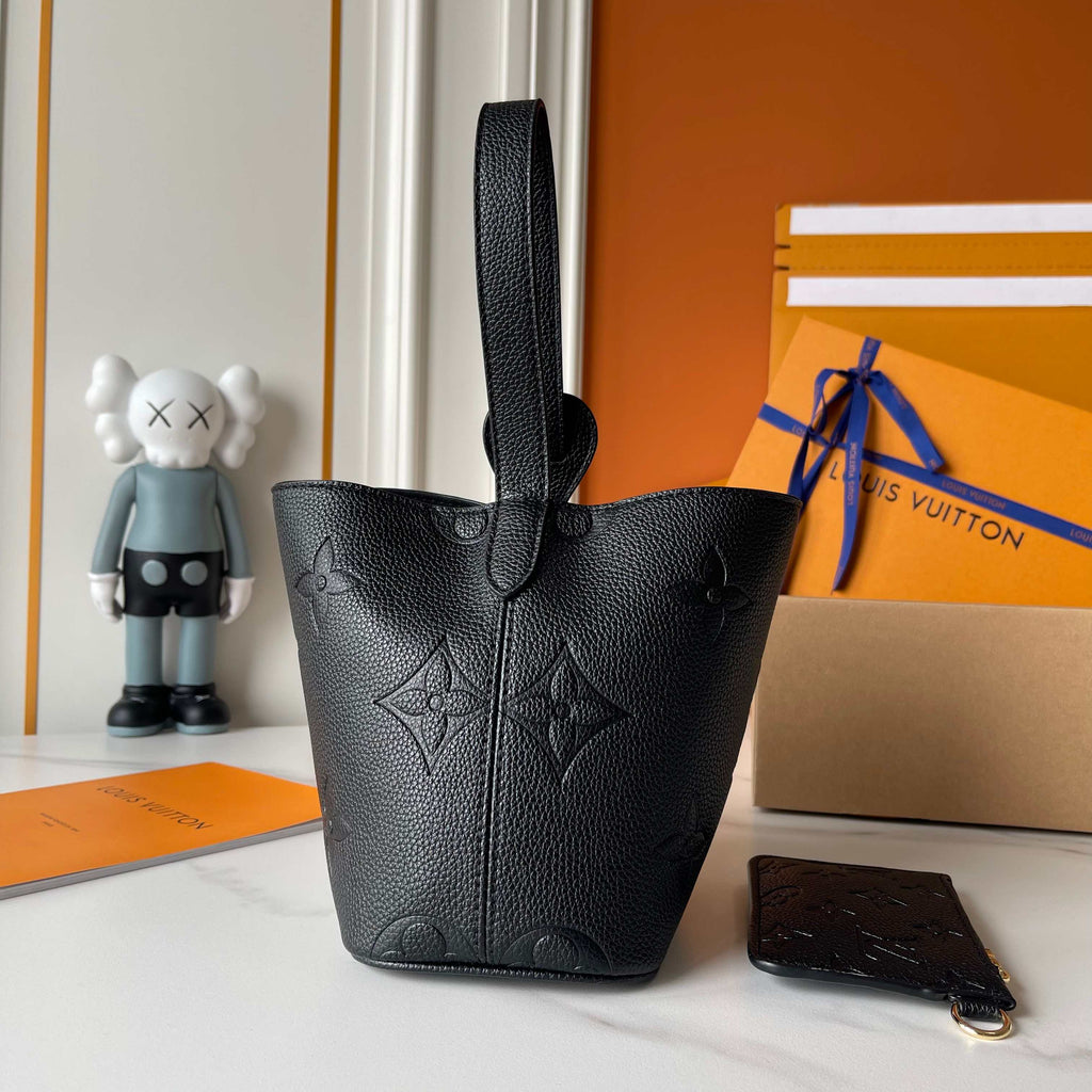 155NE78B Popular   leather bag