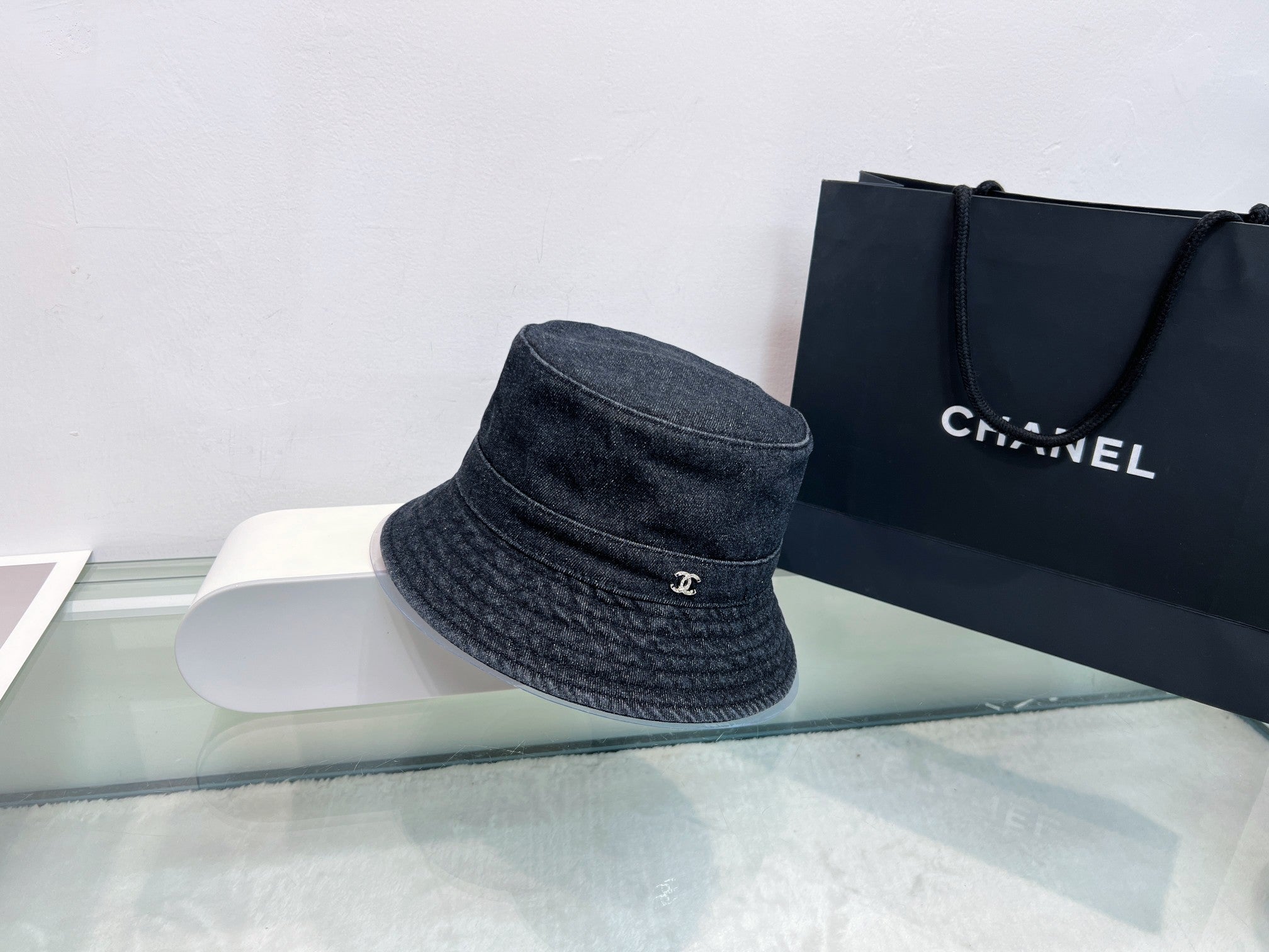 165NC20M Popular hats