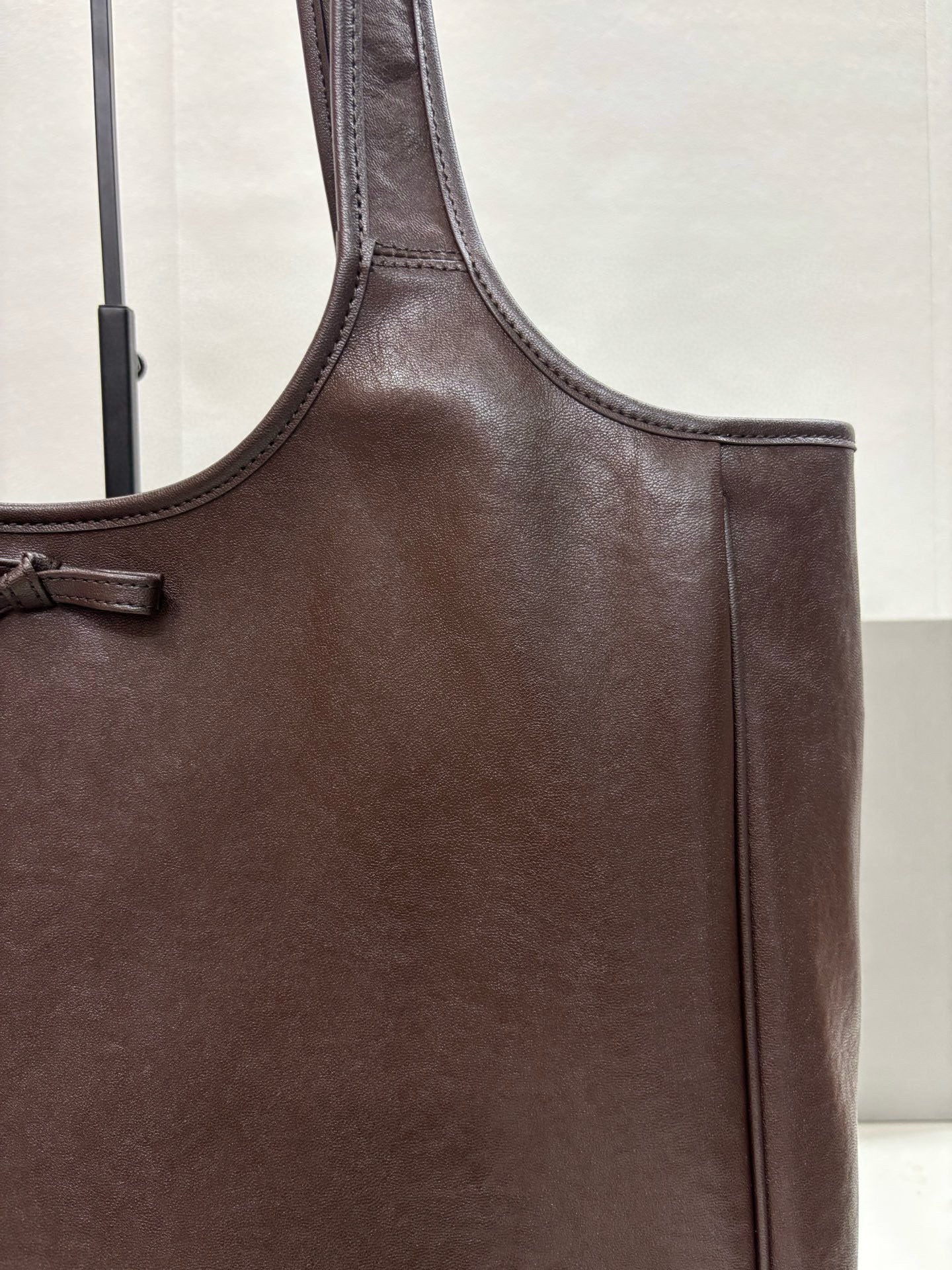 146PJ147B Popular leather bags