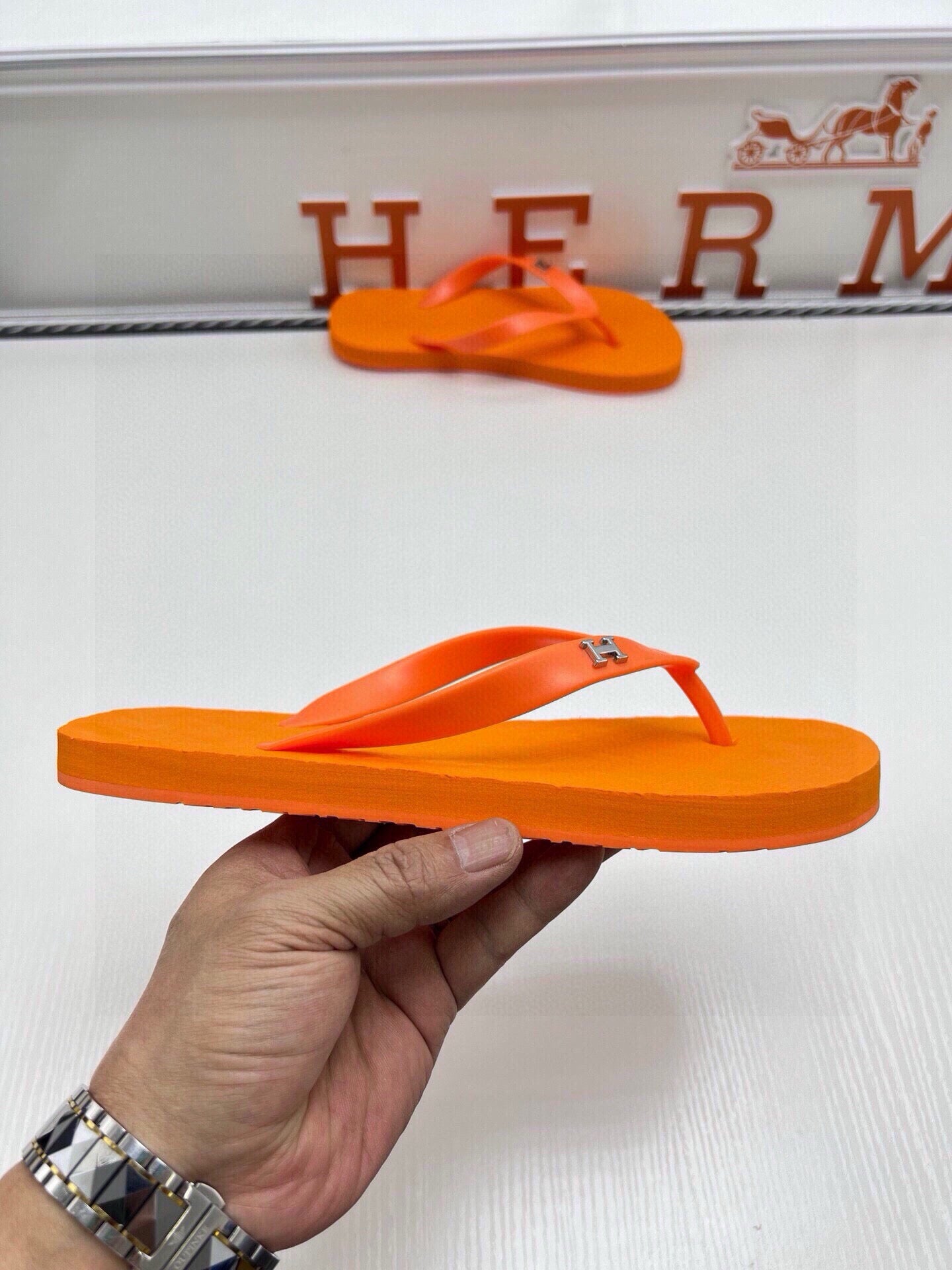 535ZH296Z Popular Slippers