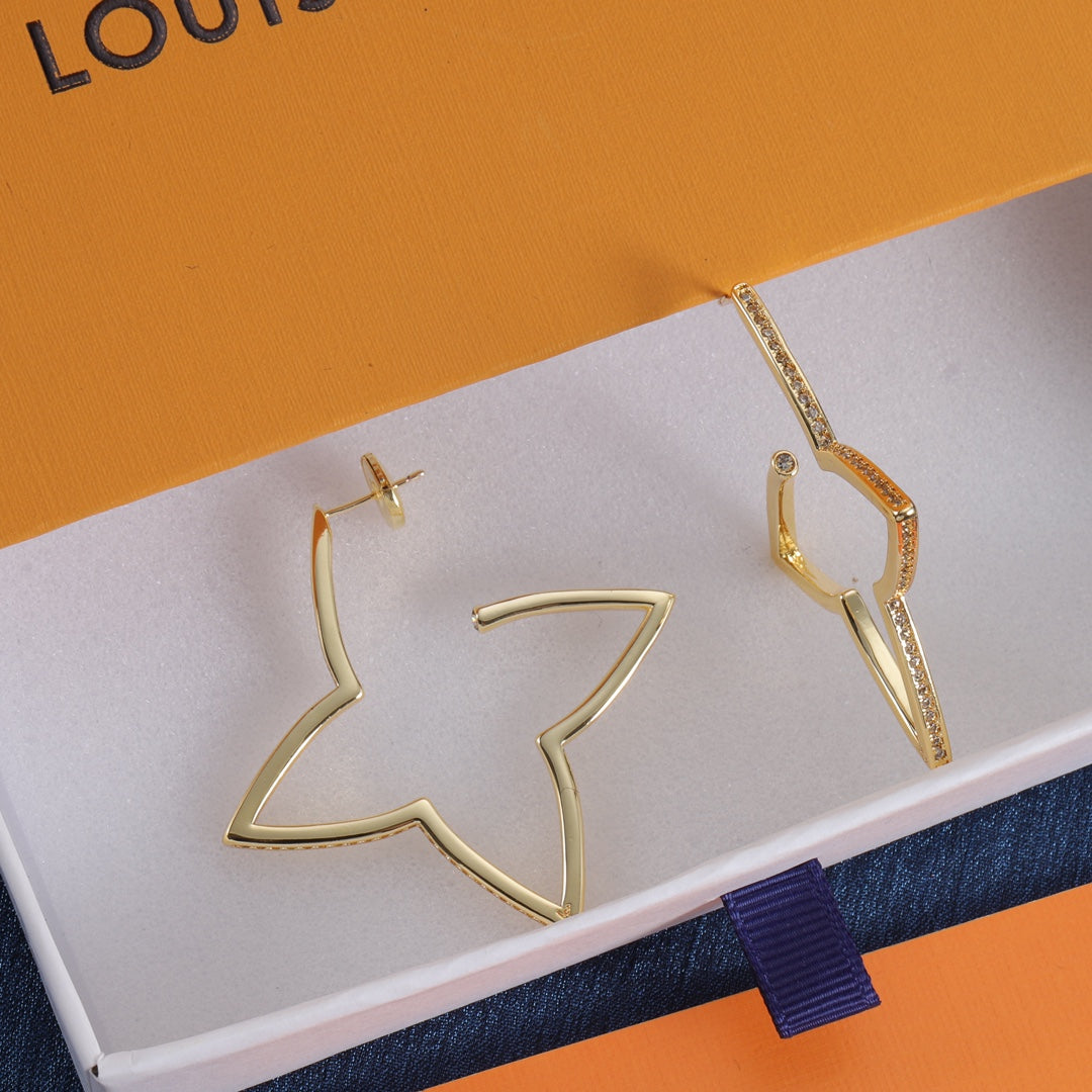 14E326E Popular Earrings