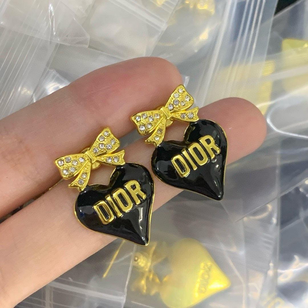 14D777E Popular  Earrings