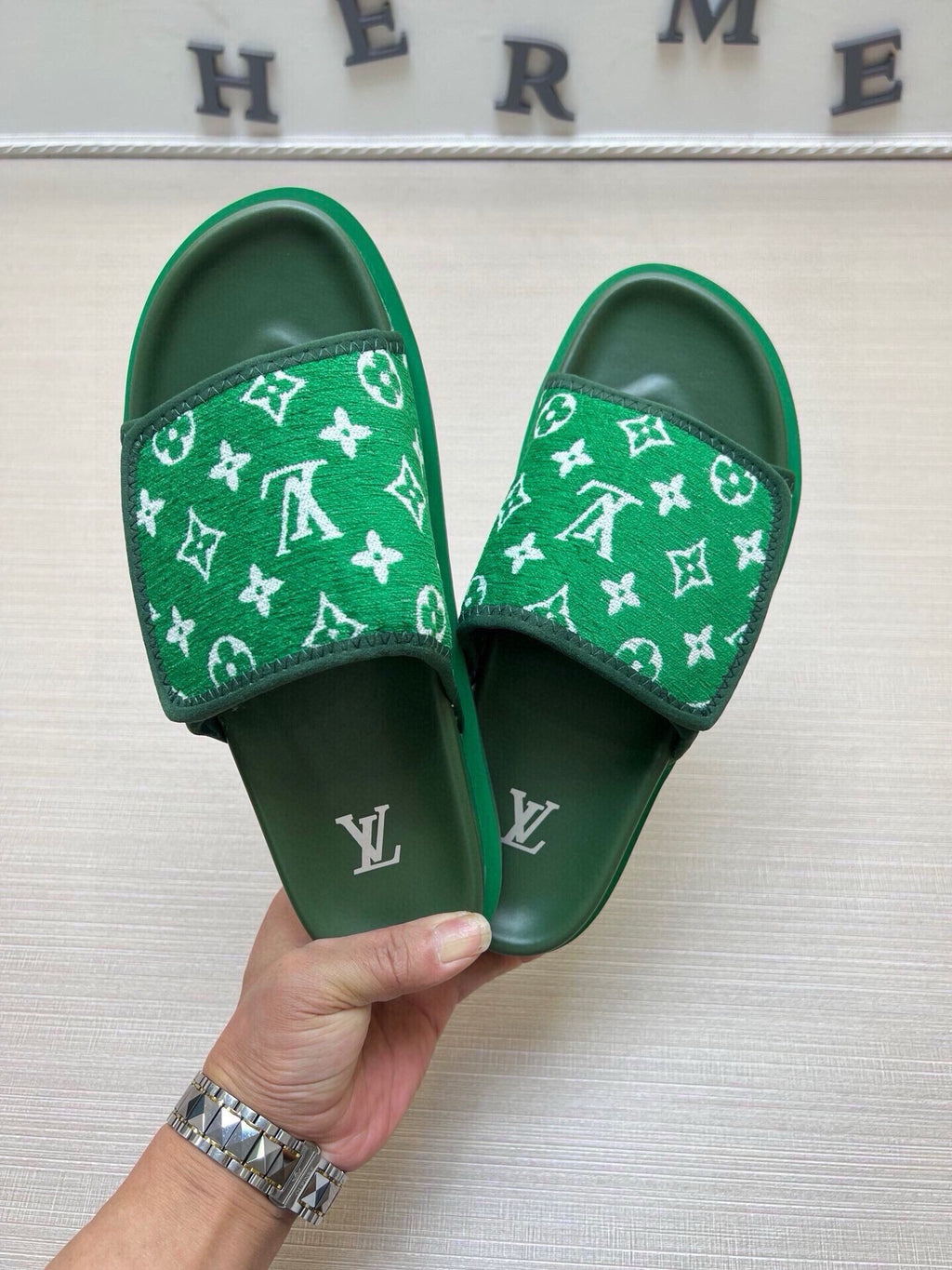5LE209Z Popular Slippers
