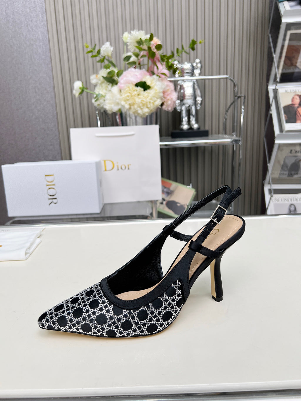 295QD116Z Popular high-quality leather  High heels