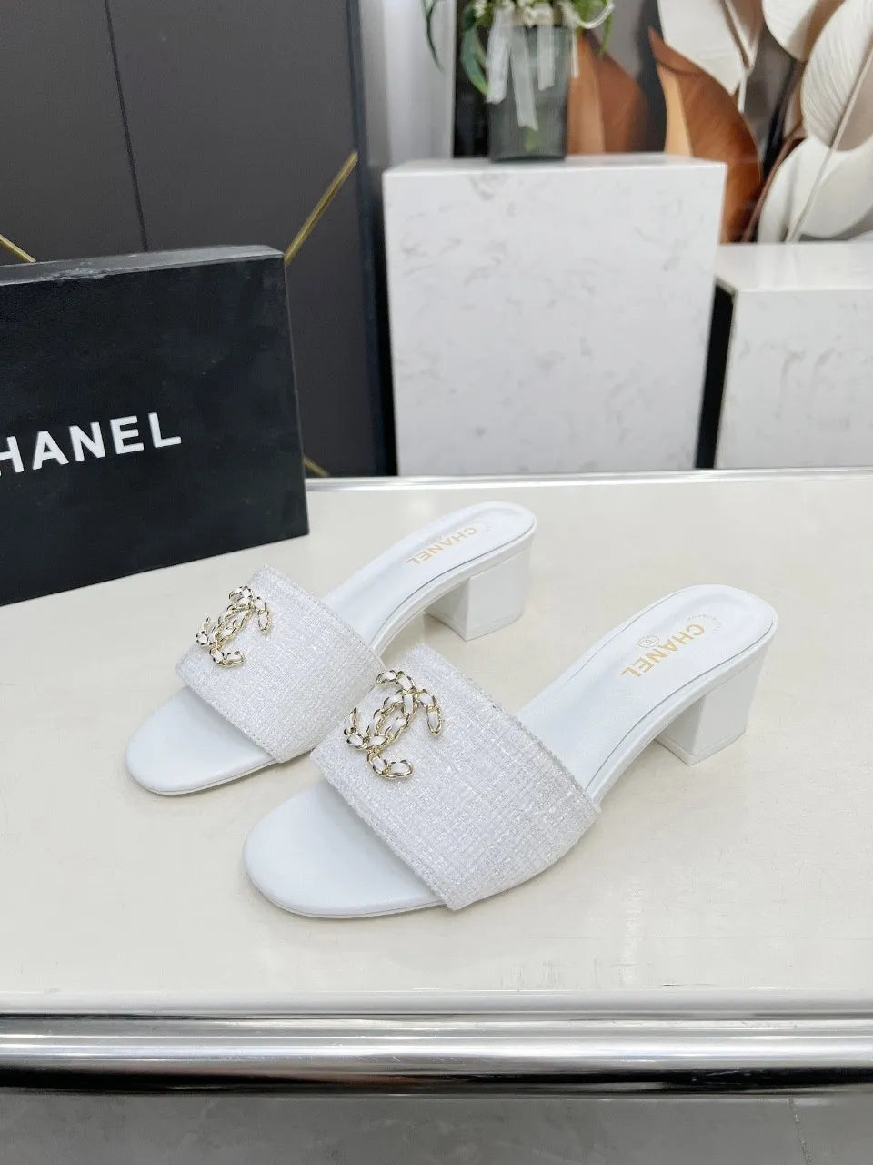255QB30Z Popular shoes