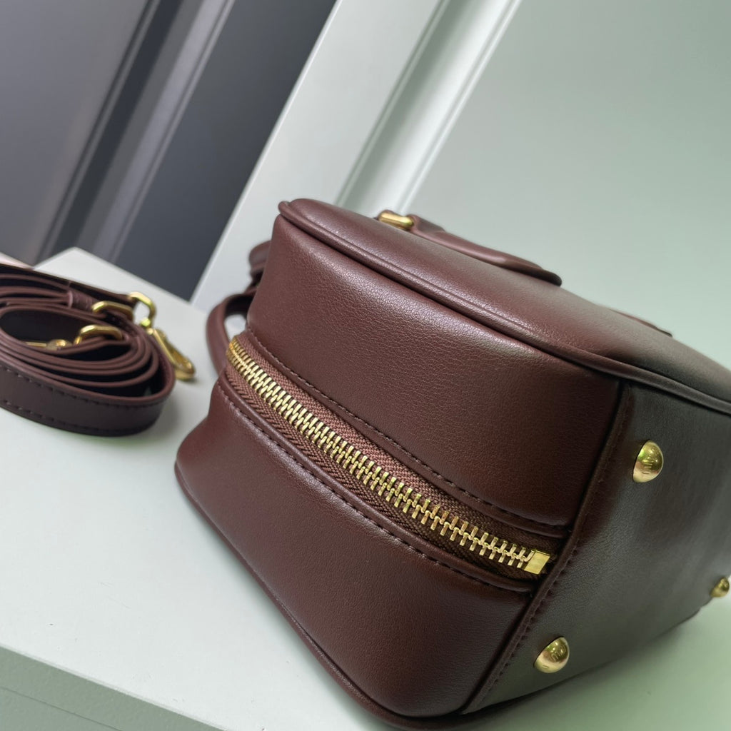 146PA151B Popular leather bags