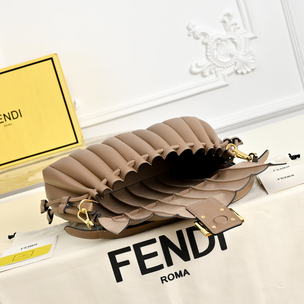 136PF106B Popular leather bag