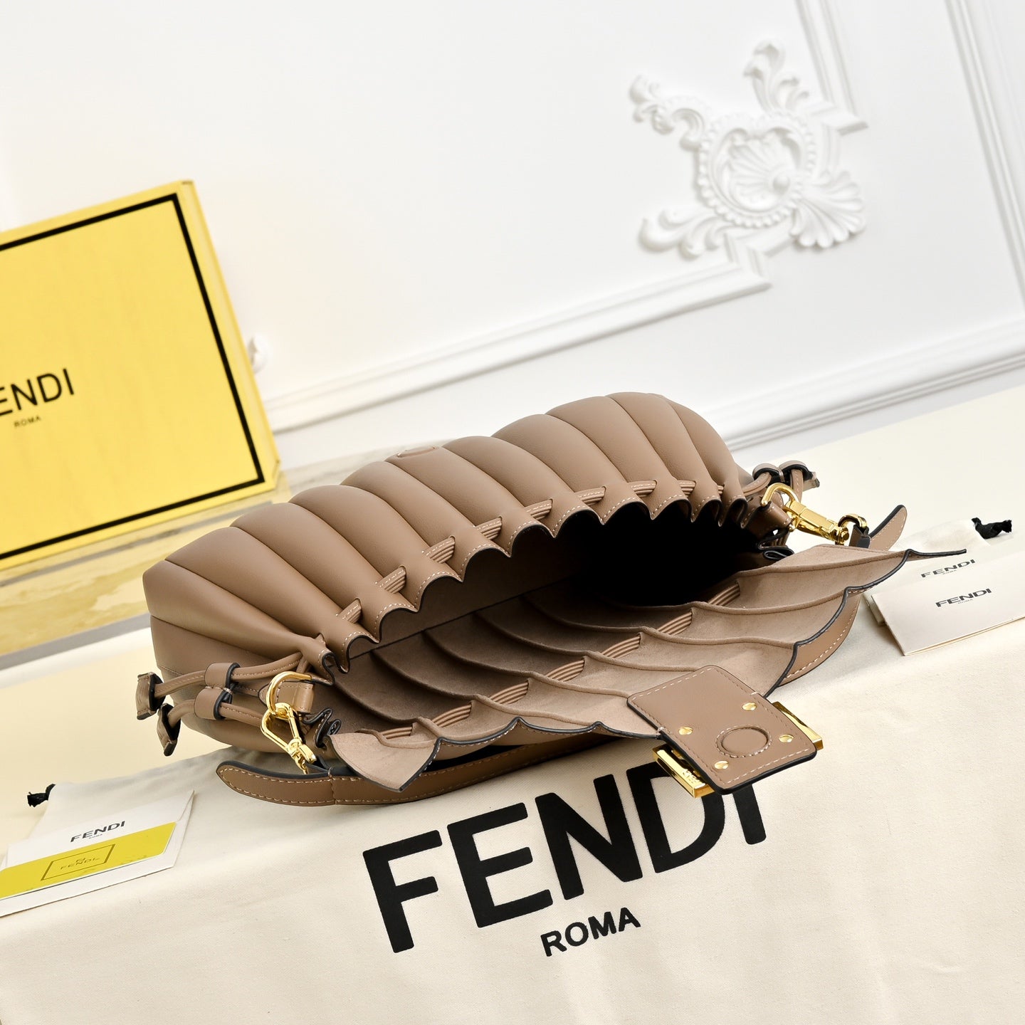 136PF106B Popular leather bag