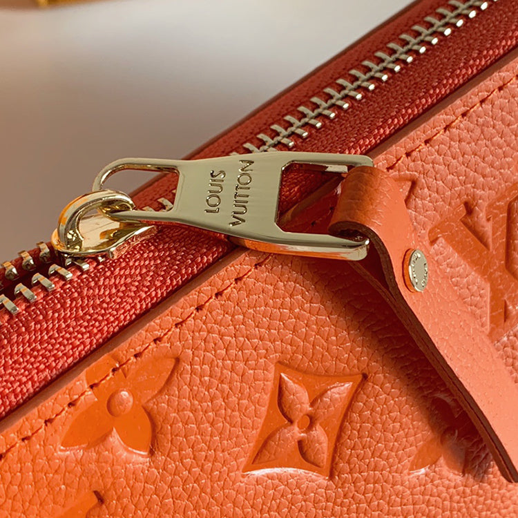 1E06B Popular Leather wallets