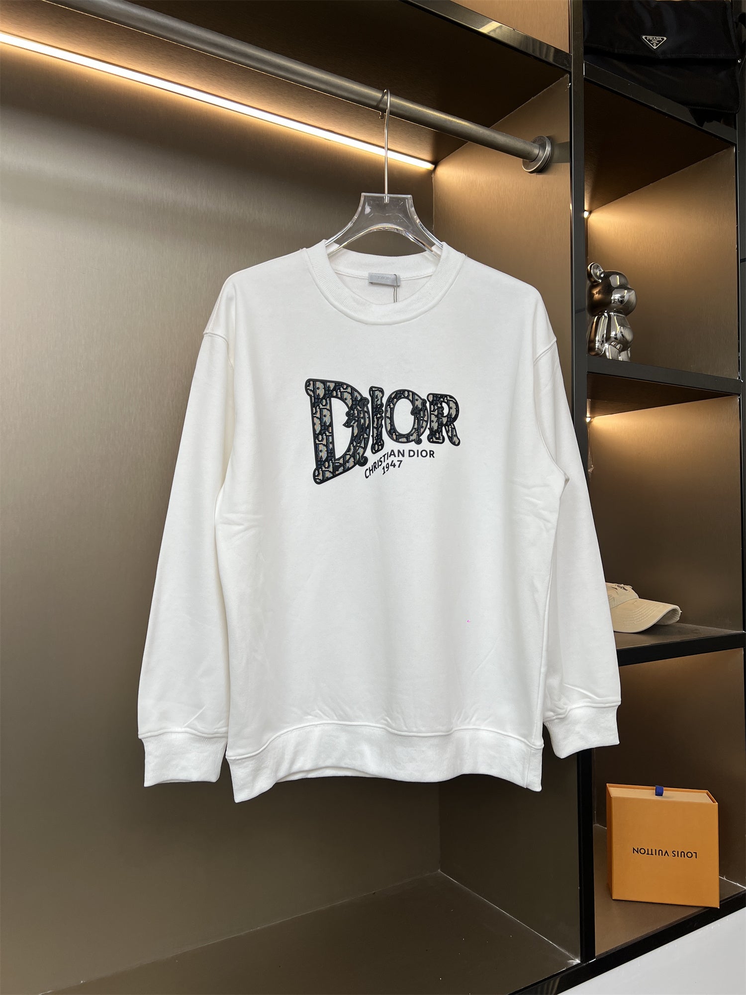 85ZD166U Popular Sweaters