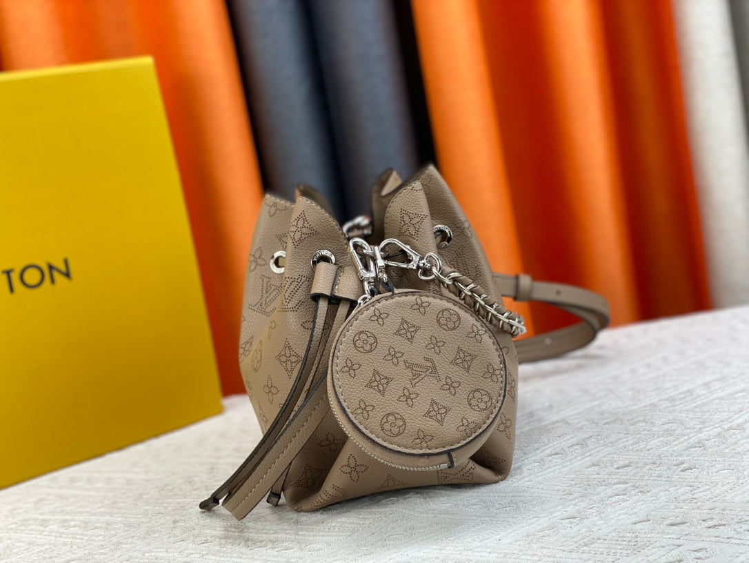 165NE98B Popular   leather bag