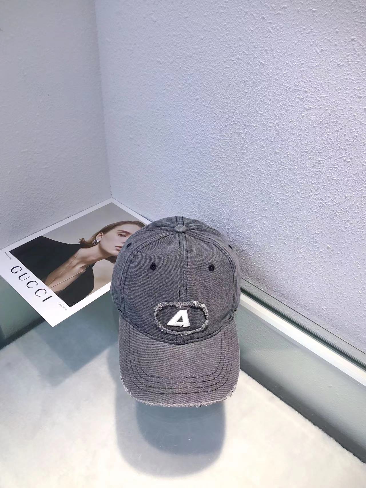 16XA11M Popular hats