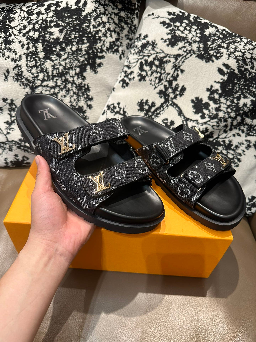 285ZE29Z  Popular leather Shoes