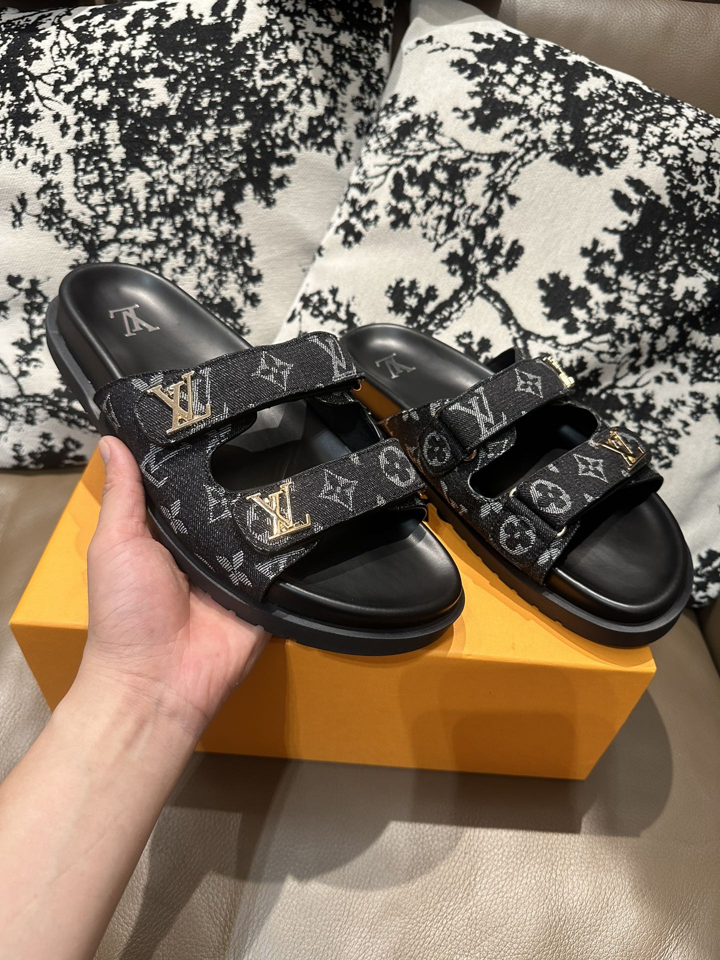 285ZE29Z  Popular leather Shoes