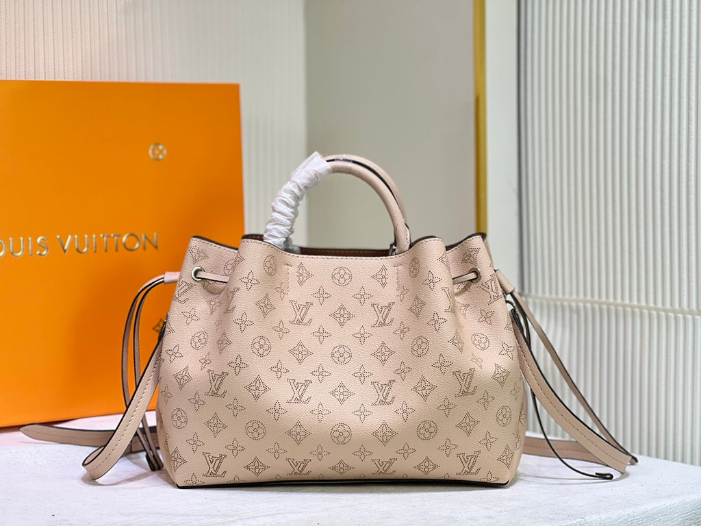 15XE13B Popular  leather bag)