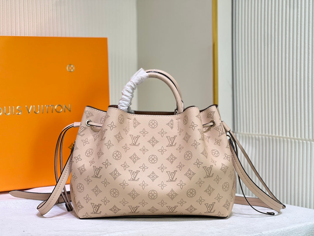 15XE13B Popular  leather bag)