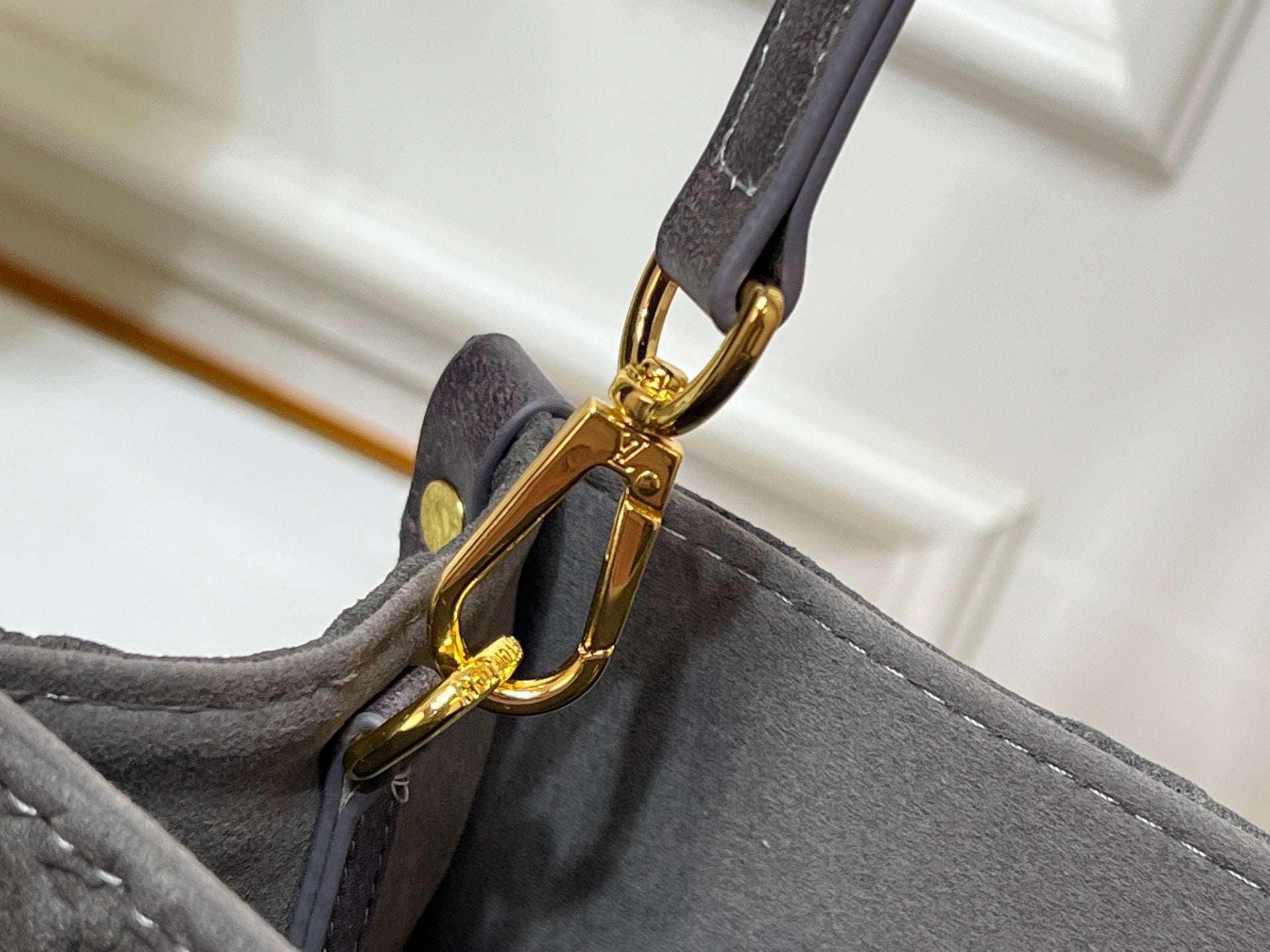 15RE156B Popular bag