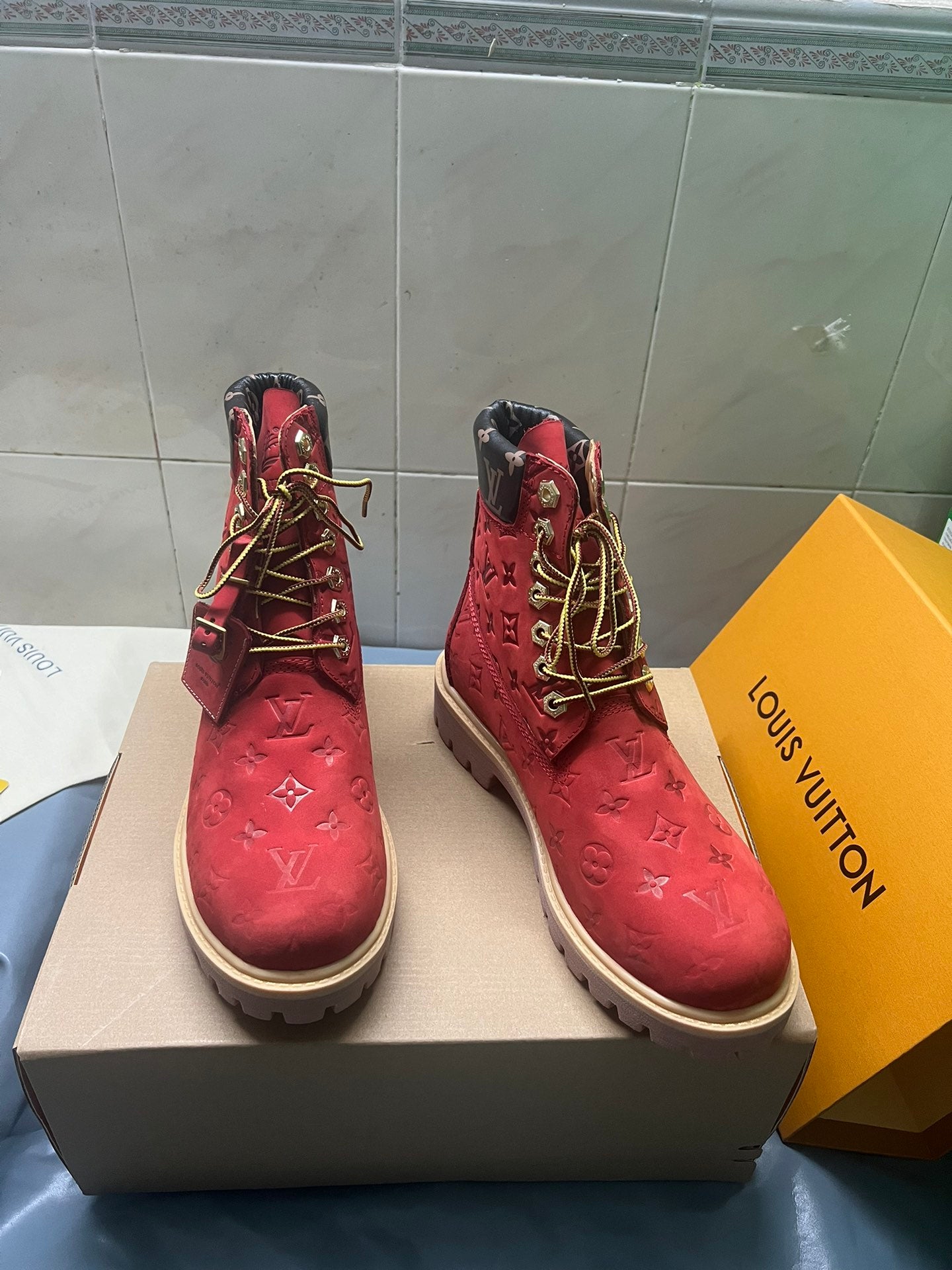 2105QE382Z Popular high-quality leather Boots