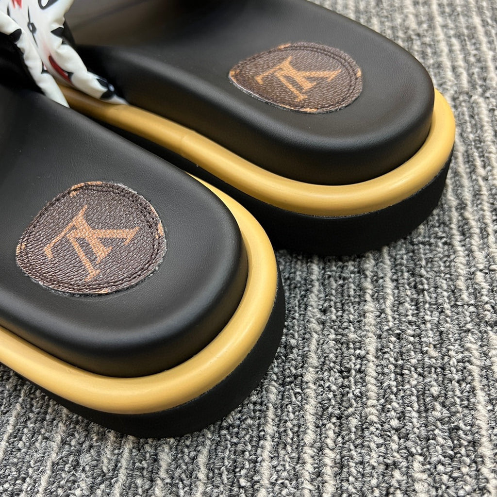 5XF120Z Popular leather quality Slippers