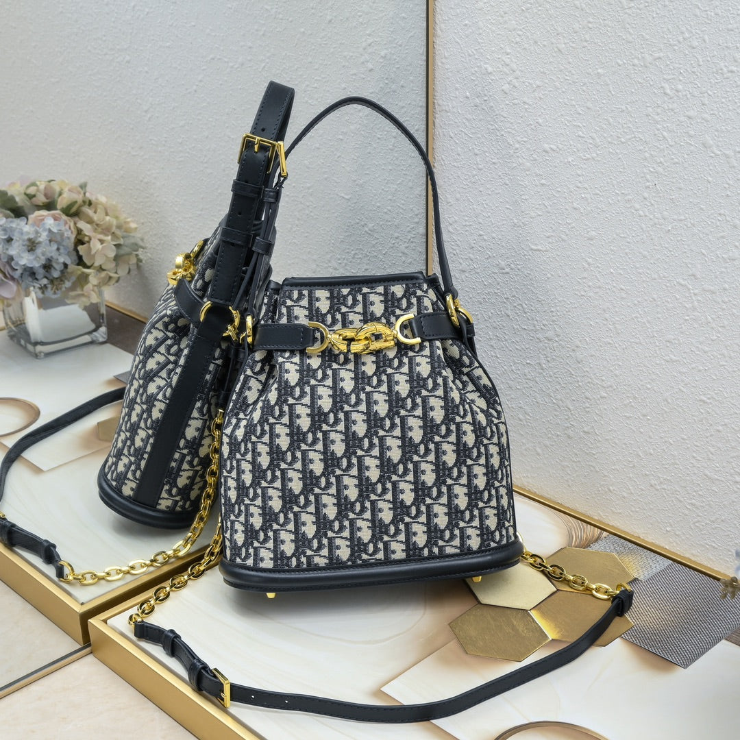 2XD370B Popular    leather bag 