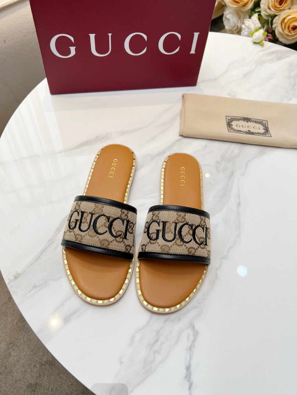 255QB29Z Popular Slippers