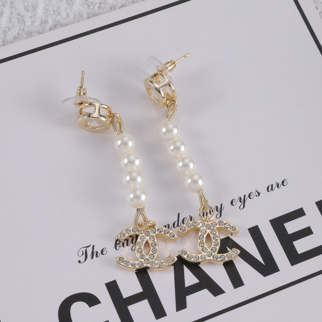 14C688E Popular  Earrings