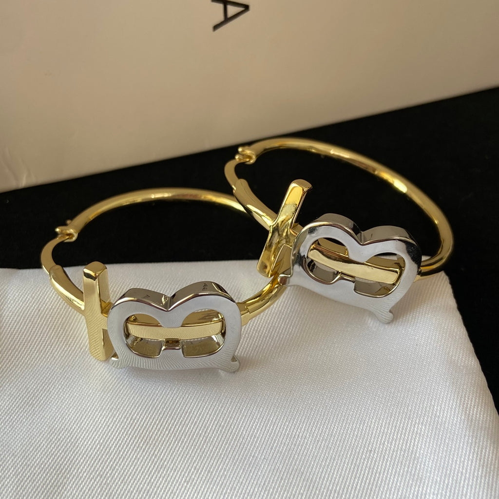 14A466X  Popular   Earrings Bracelets Necklaces