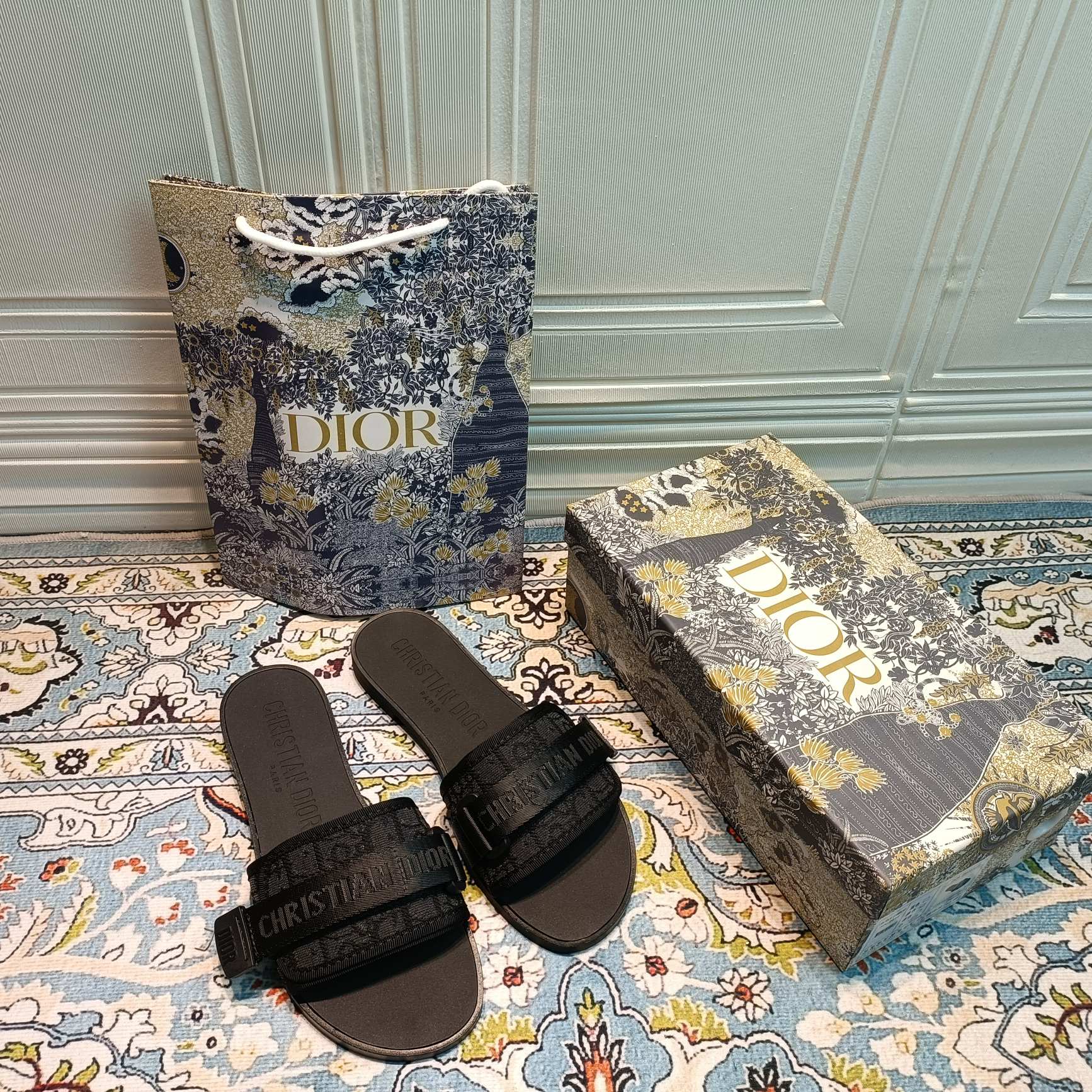 14D20Z Popular Slippers