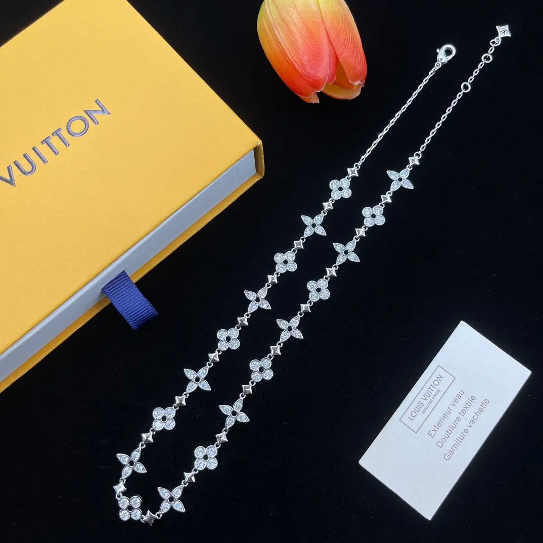 14E969X  Popular   Necklaces