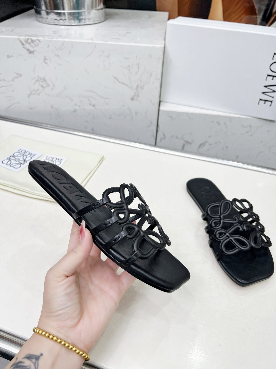Z2X66A22 Popular high-quality leather Shoes