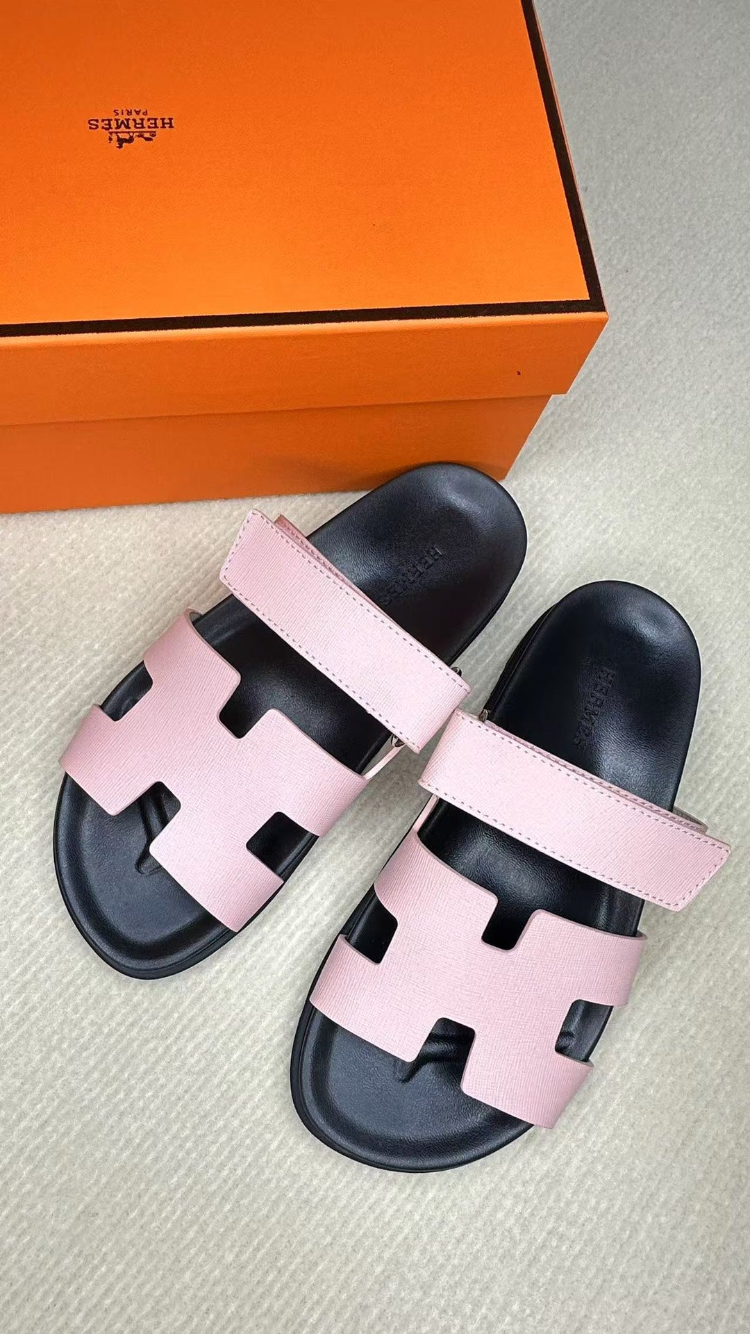 255QH26Z Popular leather shoes