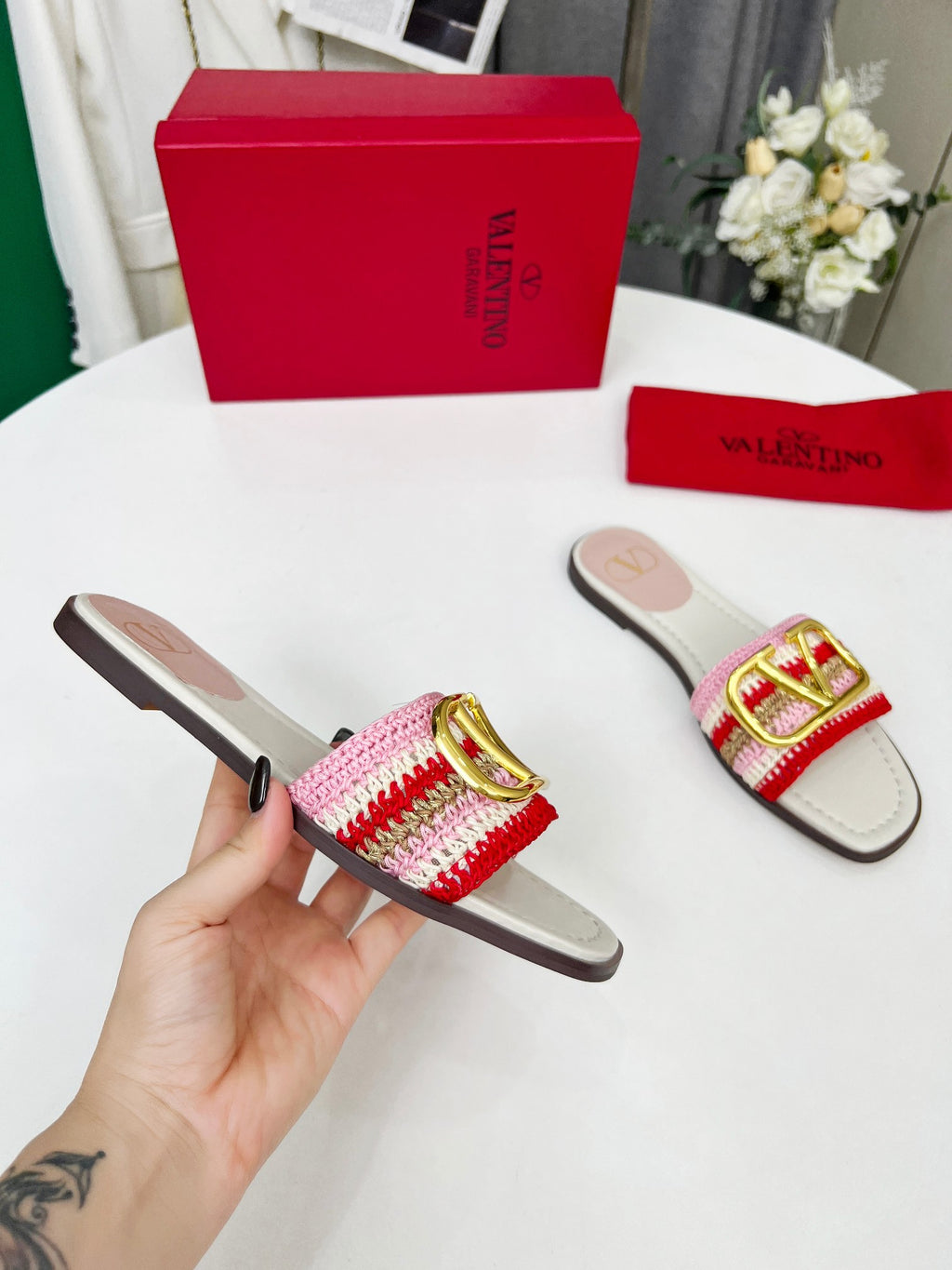 255QVL31Z Popular Slippers