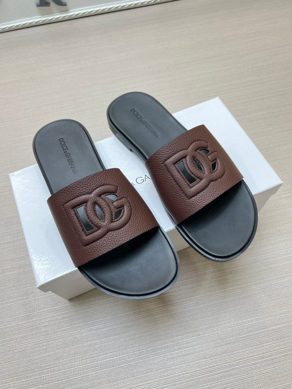 54A65Z Popular slippers