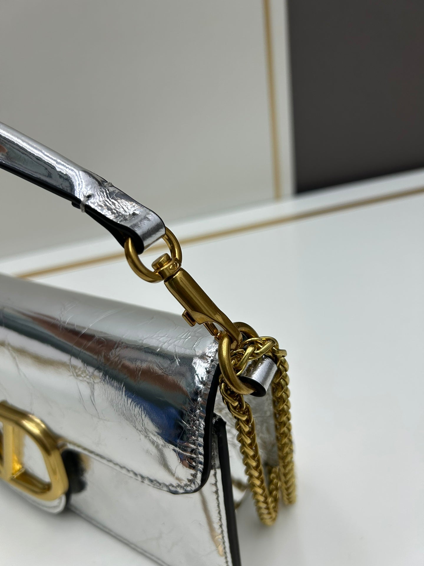 155NVL4B Popular leather bag