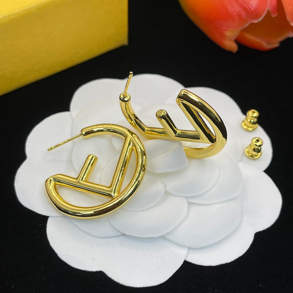 14F647E Popular  Earrings
