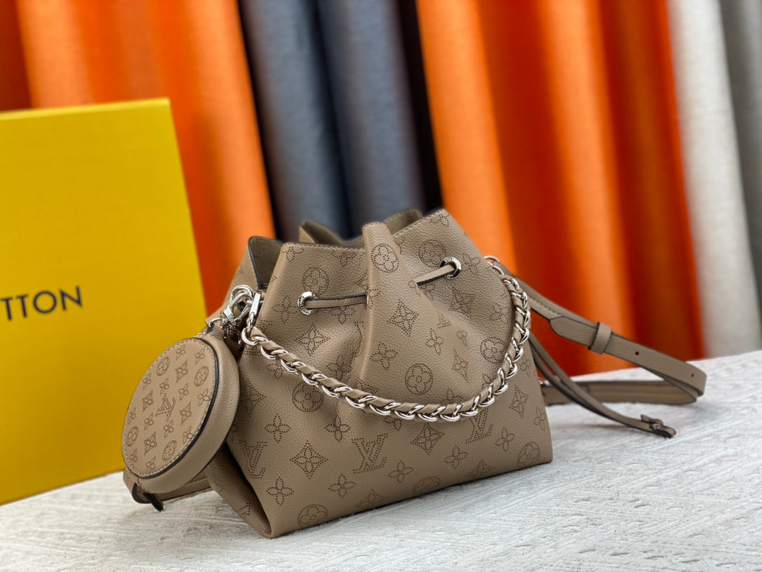 165NE98B Popular   leather bag